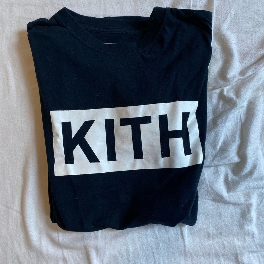 Kith shirts men’s M